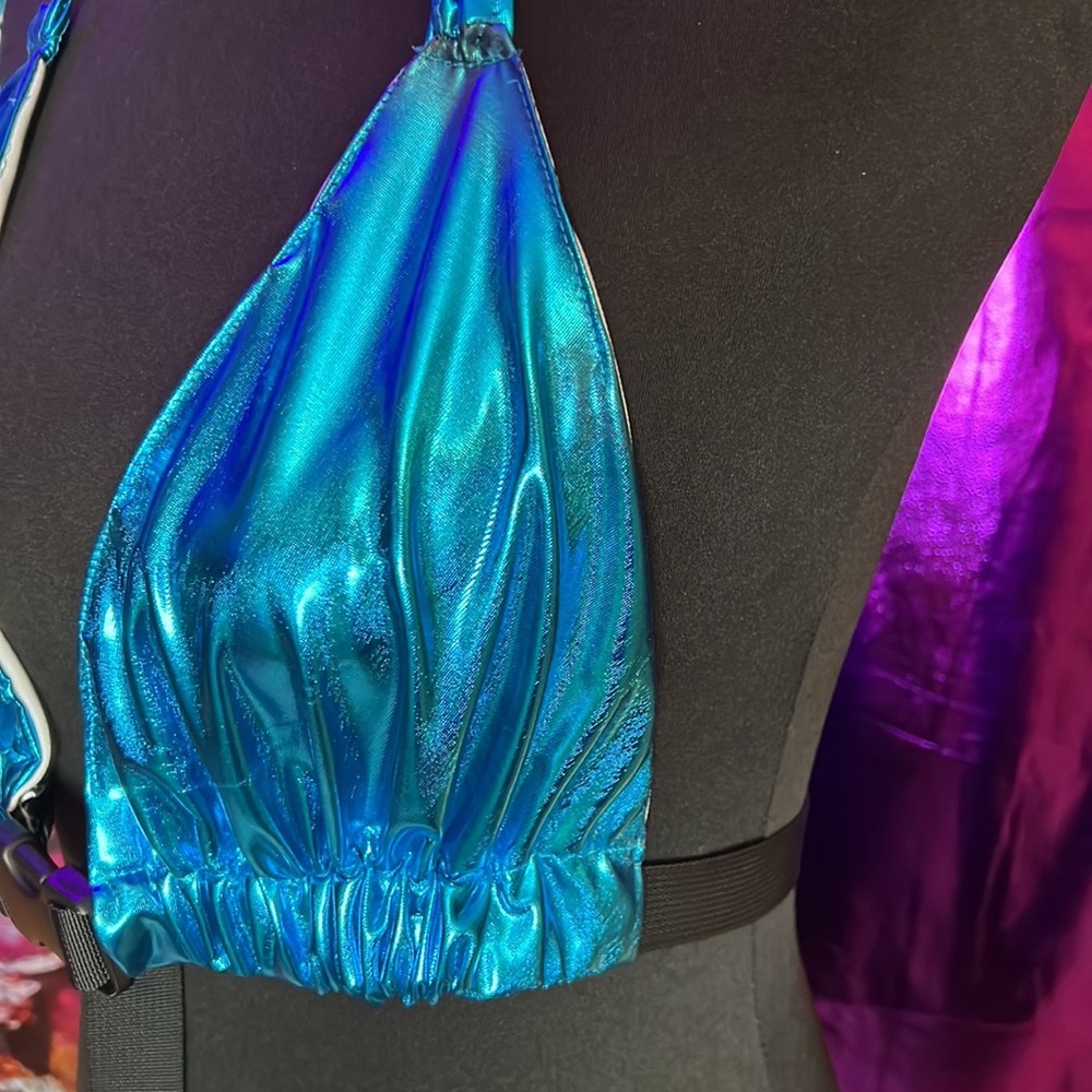 New Deep plunge Rave Halter Top - Picture 6 of 10